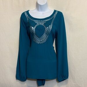 C-197 Ya Los Angeles Teal Embroidered Lace High Low Long Sleeve Blouse Size L